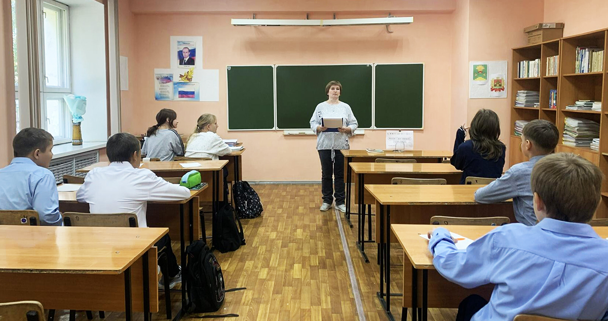 Шестиклассники из Акации написали Всероссийский диктант