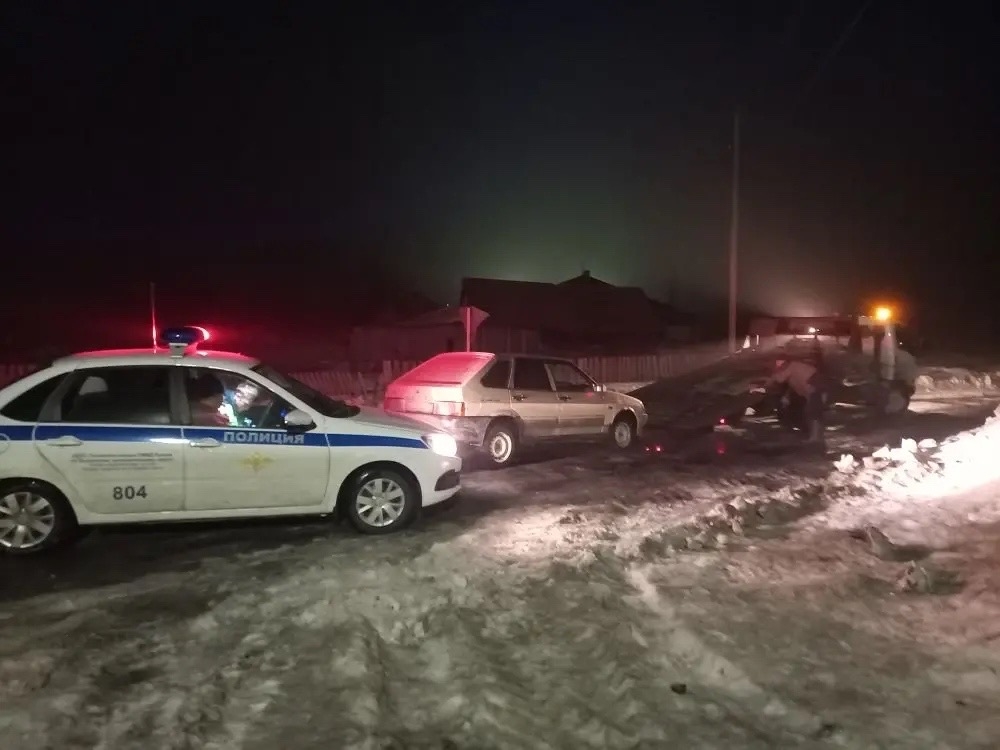 В Поломошном поймали пьяного подростка за рулём
