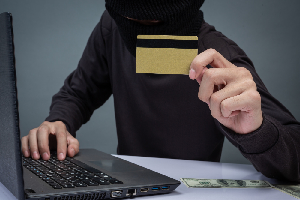 Преступления в сфере информационно-телекоммуникационных технологий
