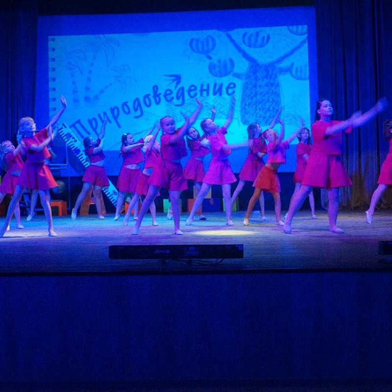 Cestvovanie Pervoklassnikov 1092026 16